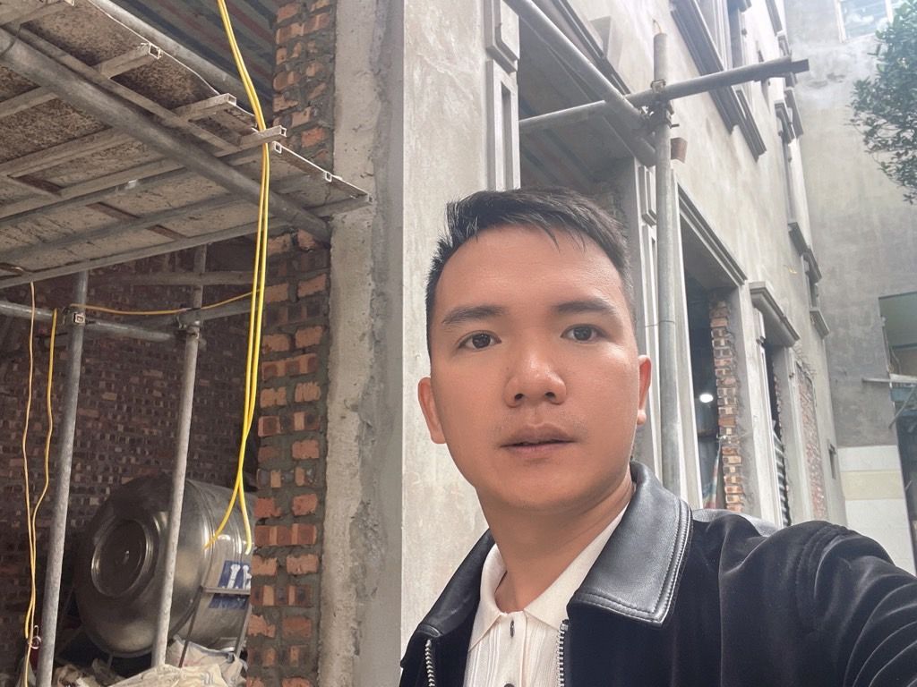 Bán nhà Mạc Thị Bưởi - diện tích 44m2 5 tầng - Lô góc, thang máy - giá 26,5 tỷ