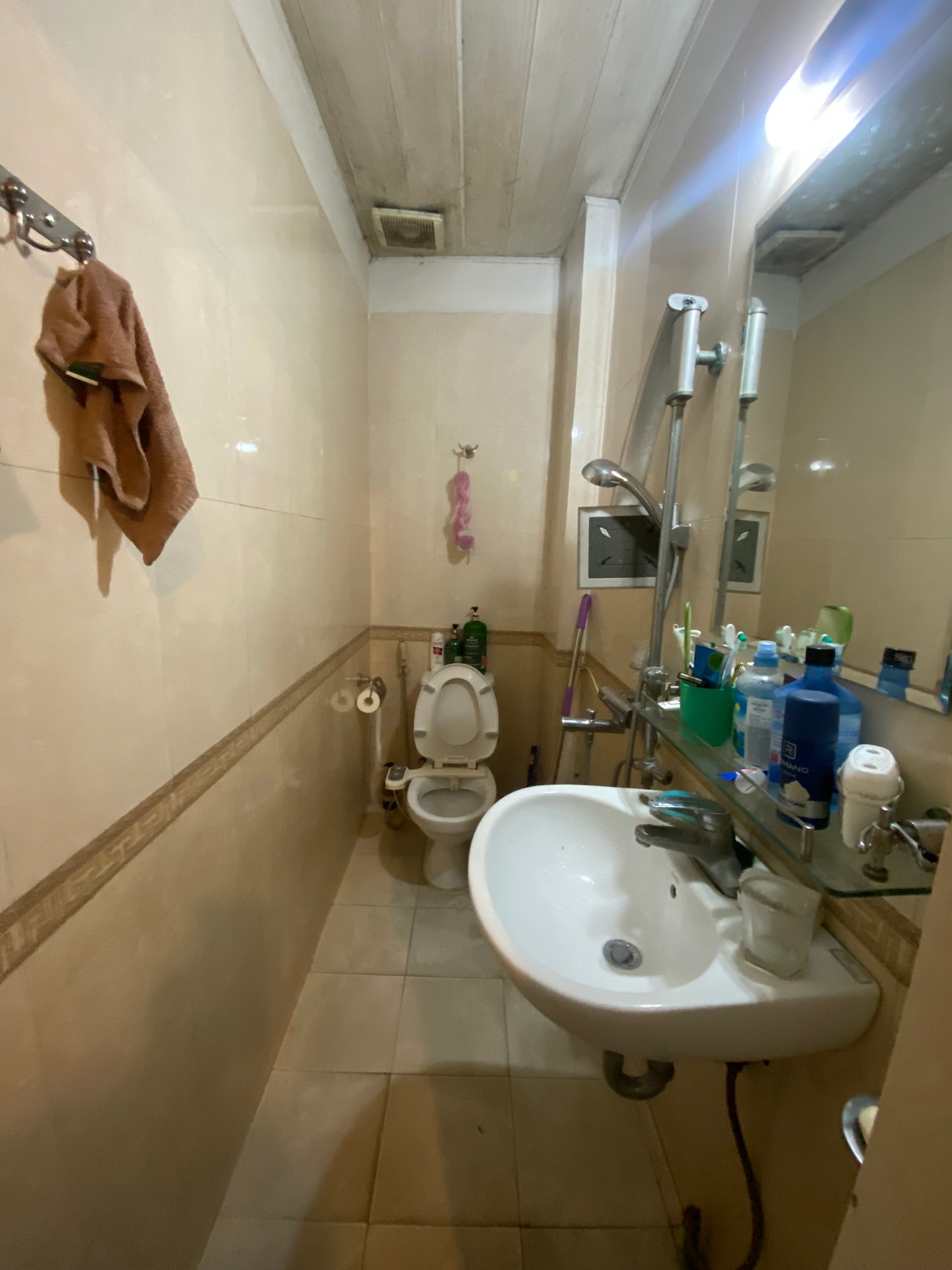 Bán nhà Vương Thừa Vũ - diện tích 76m2 3 tầng - Lô góc 2 mặt thoáng - giá 28,2 tỷ