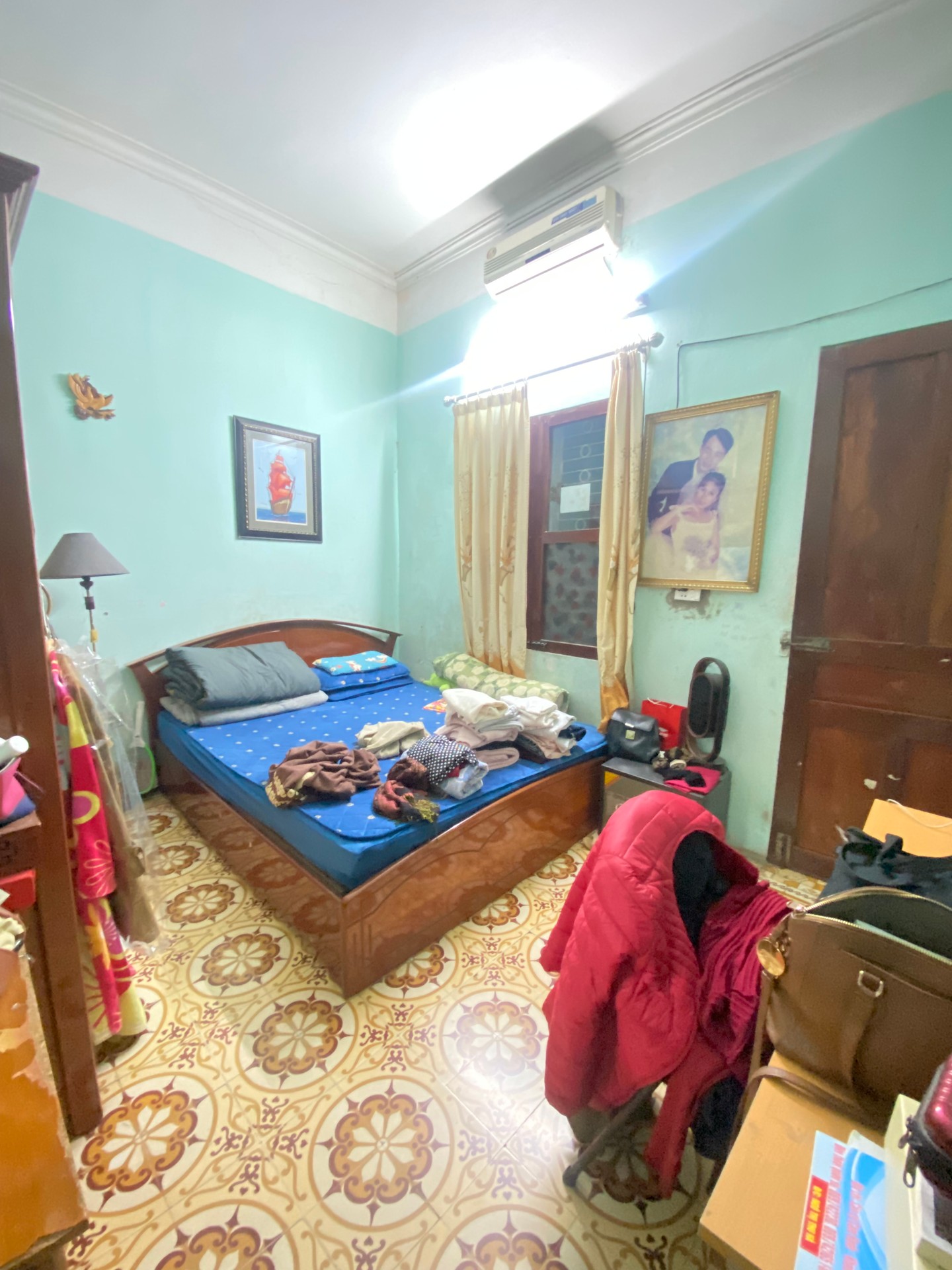 Bán nhà Vương Thừa Vũ - diện tích 76m2 3 tầng - Lô góc 2 mặt thoáng - giá 28,2 tỷ