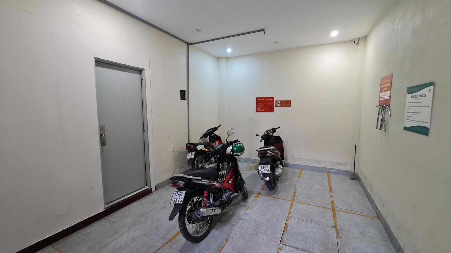 Bán nhà Kim Mã - diện tích 79m2 6 tầng - Ngõ Oto - giá 27,5 tỷ