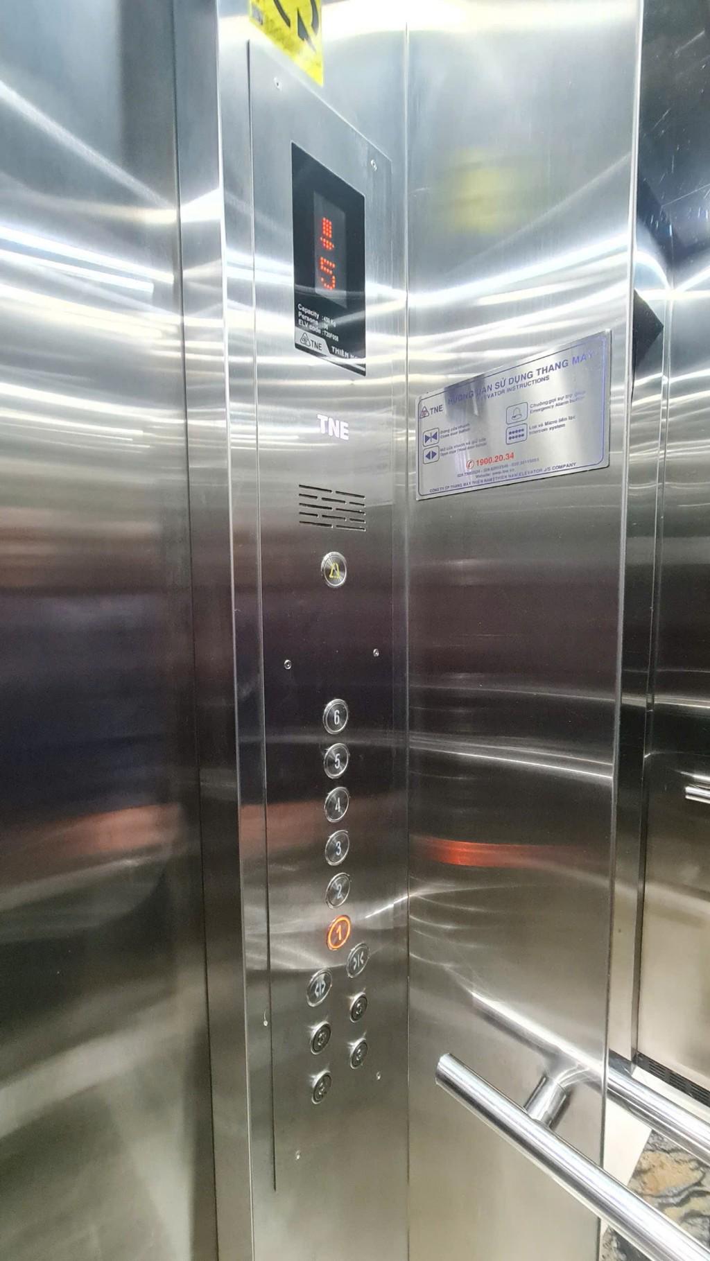 Bán nhà Kim Mã - diện tích 79m2 6 tầng - Ngõ Oto - giá 27,5 tỷ