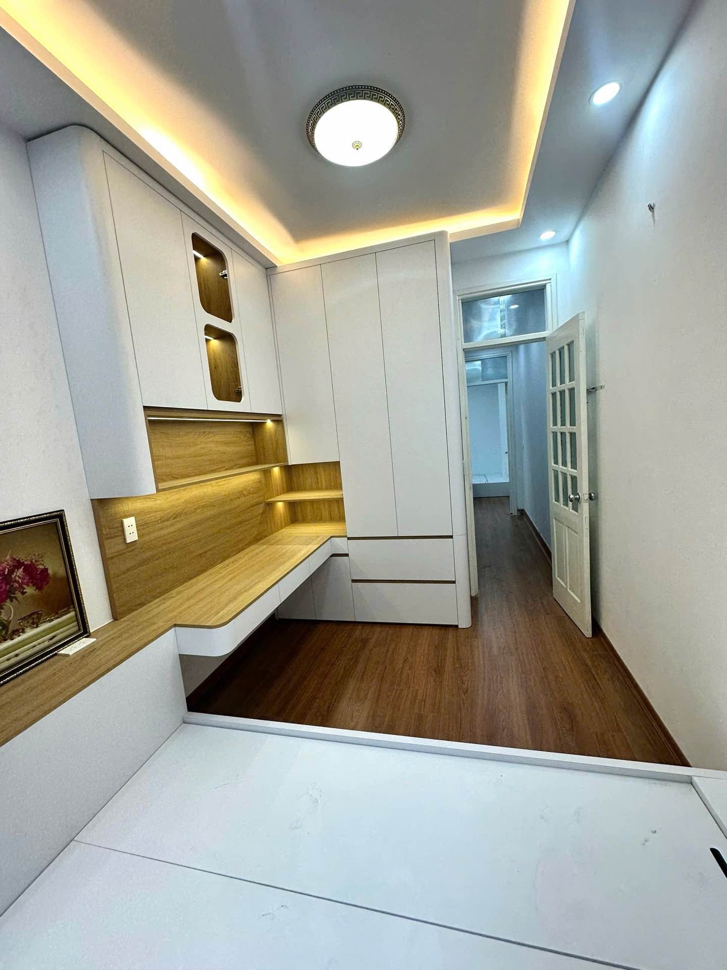 Bán nhà Lĩnh Nam - diện tích 25m2 4 tầng - Ngõ ô tô - giá 6,8 tỷ