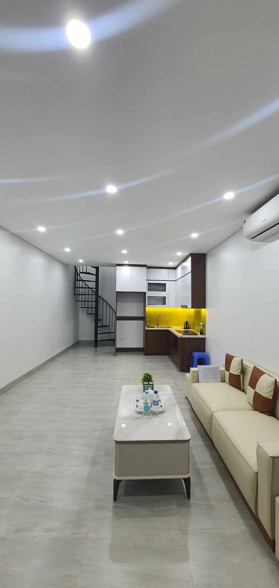 Bán nhà Giáp Nhị - diện tích 39m2 2 tầng - Nhà chưa sổ, mua bán vi bằng - giá 3 tỷ
