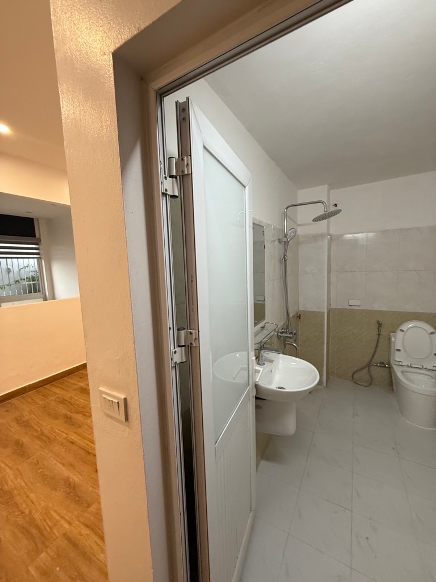 Bán nhà Hai Bà Trưng - diện tích 47m2 7 tầng - Ô tô tránh - giá 11,5 tỷ