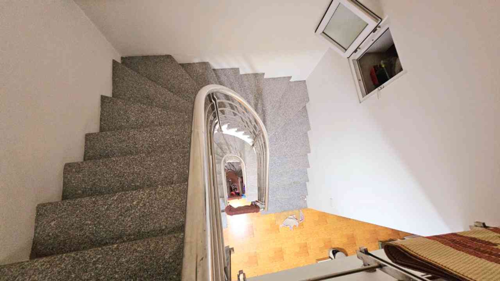Bán nhà Bùi Xương Trạch - diện tích 40m2 5 tầng - Ngõ thông, 2 mặt ngõ - giá 16 tỷ