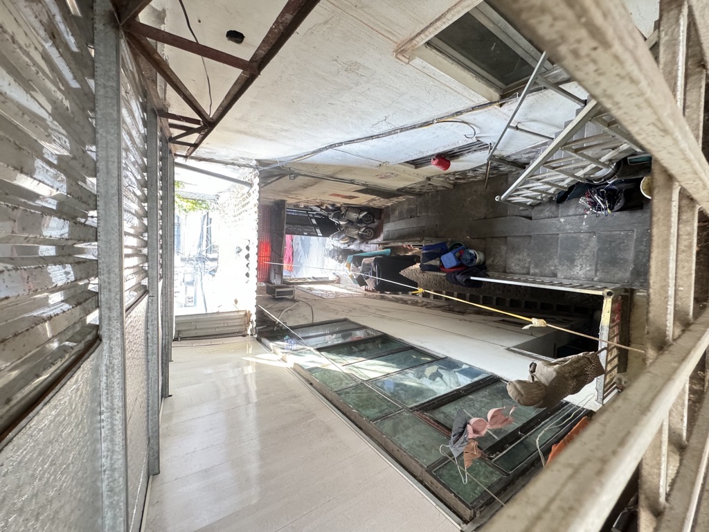 Bán nhà Trần Khát Chân - diện tích 94m2 3 tầng - Ô tô tránh - giá 23,6 tỷ