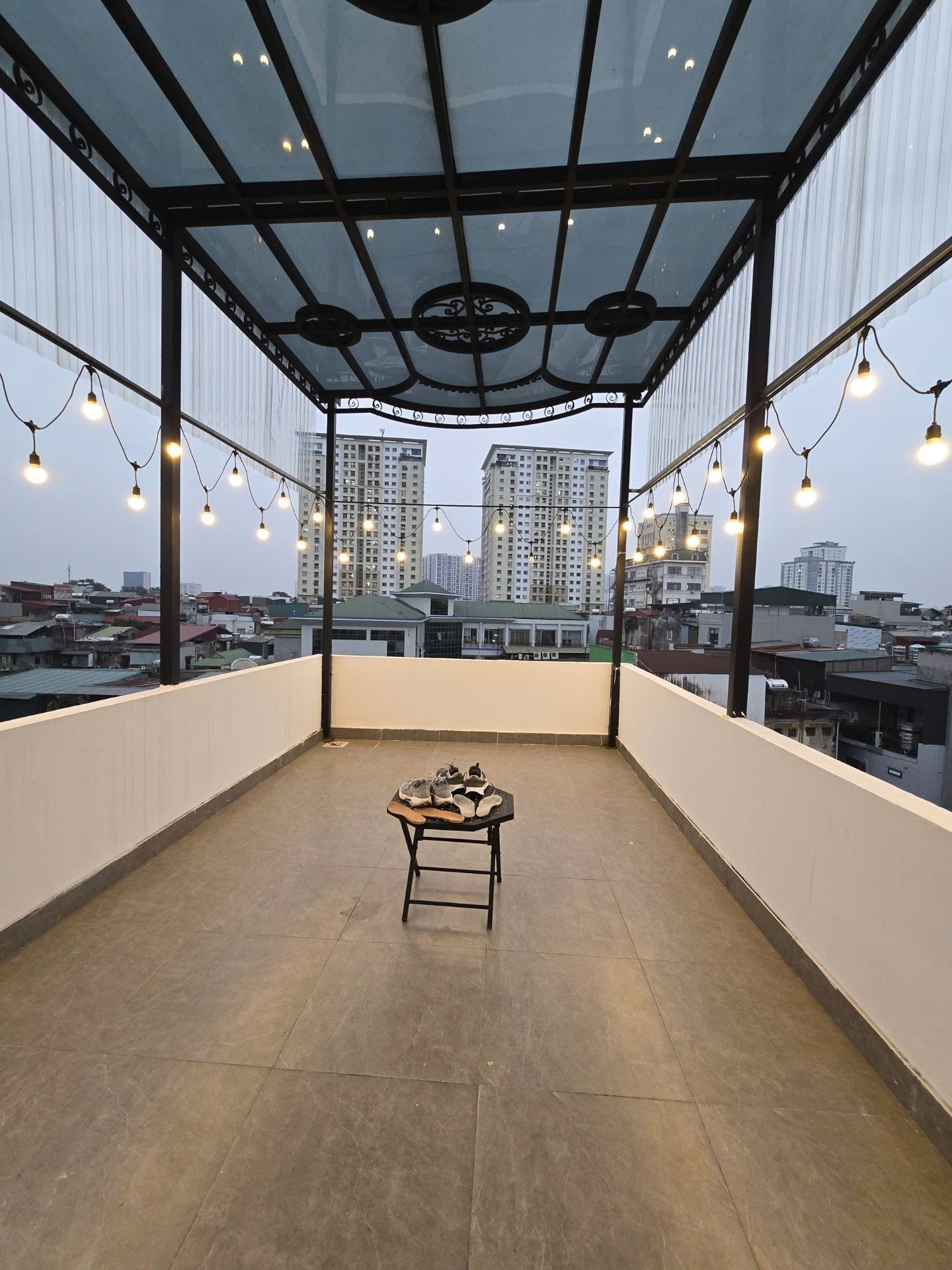 Bán nhà Hồng Mai - diện tích 43m2 6 tầng - Lô góc 2 mặt ngõ - giá 17,2 tỷ