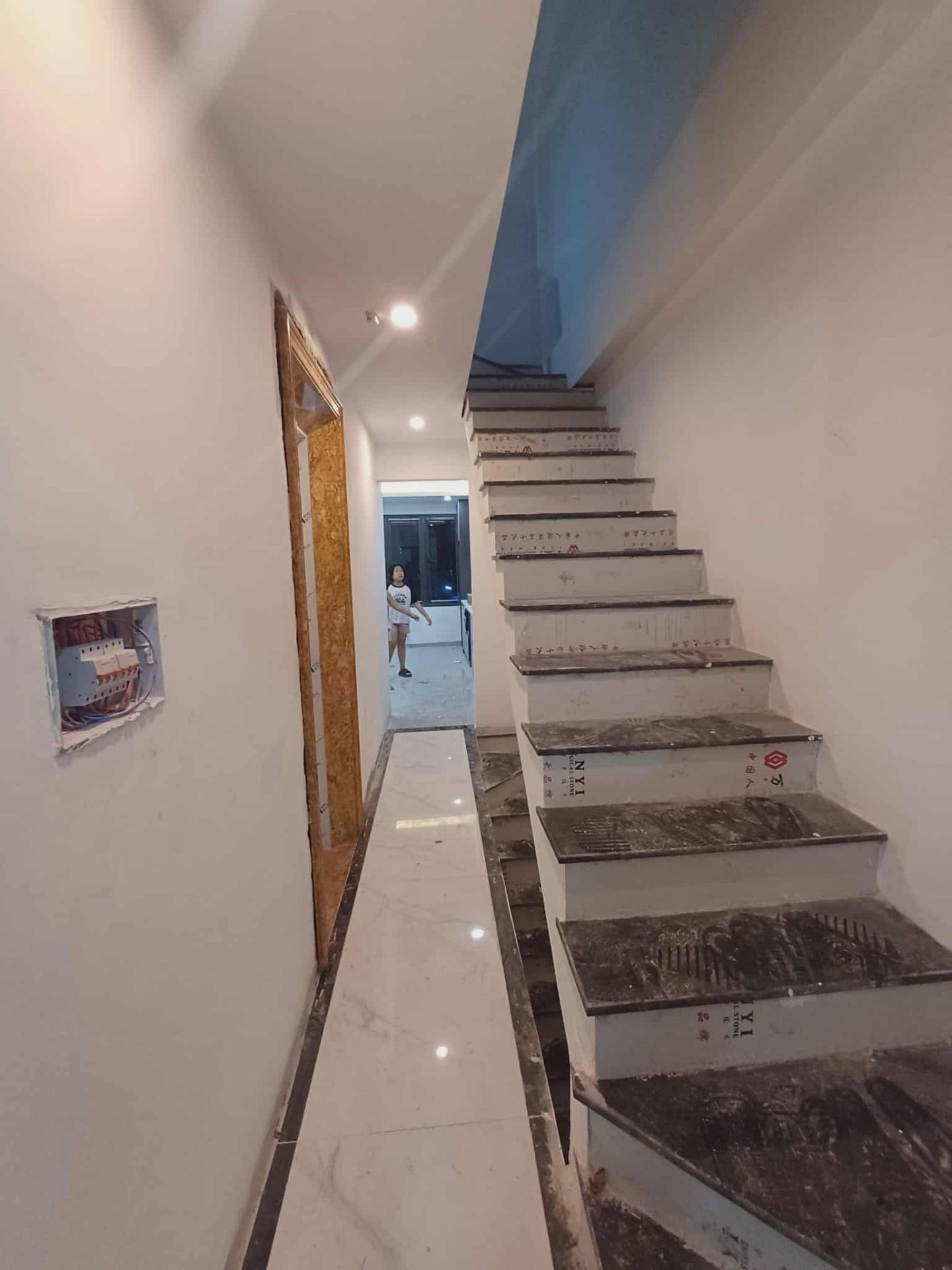 Bán nhà Hồng Mai - diện tích 43m2 6 tầng - Lô góc 2 mặt ngõ - giá 17,2 tỷ