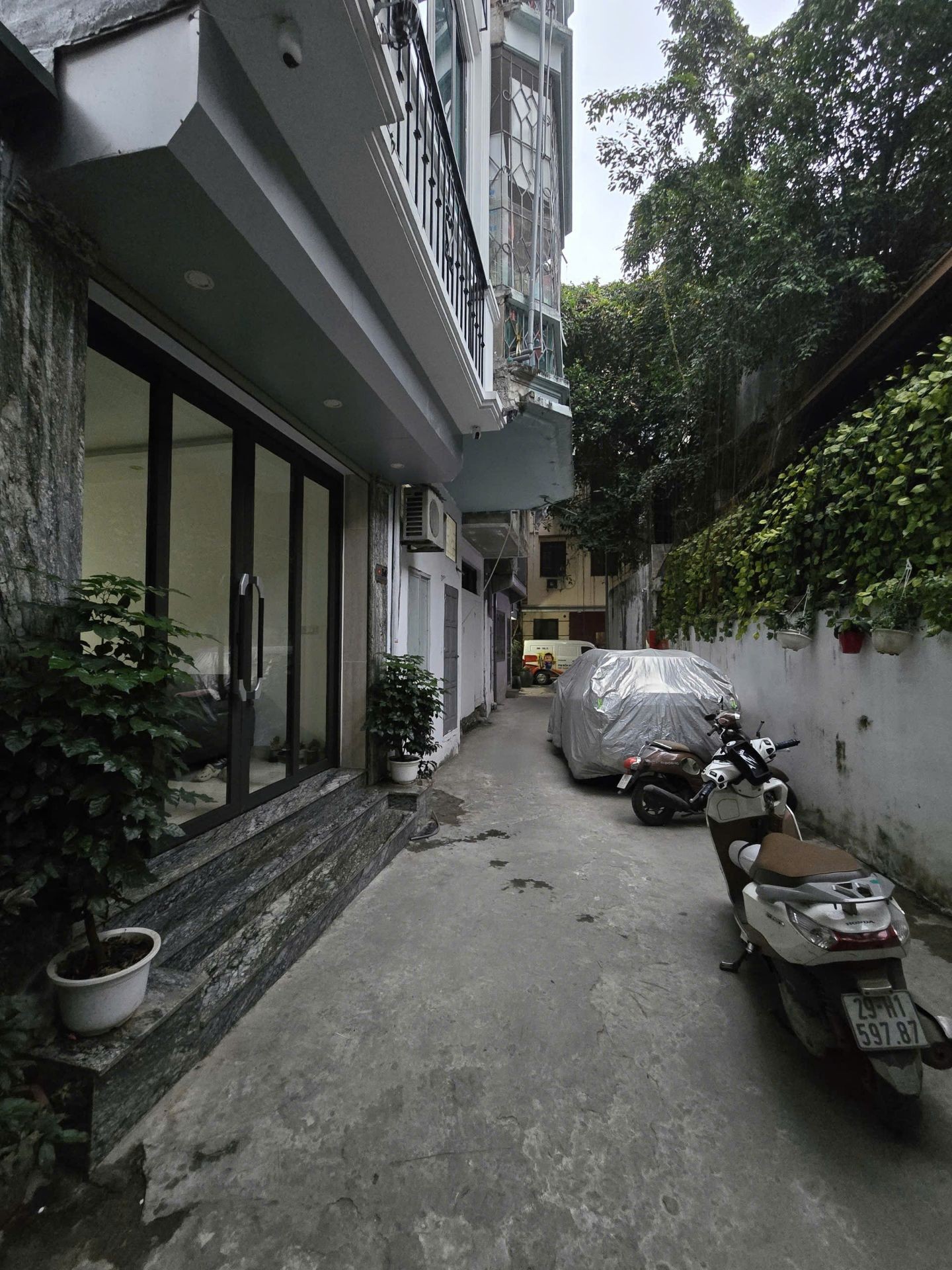 Bán nhà Hồng Mai - diện tích 43m2 6 tầng - Lô góc 2 mặt ngõ - giá 17,2 tỷ