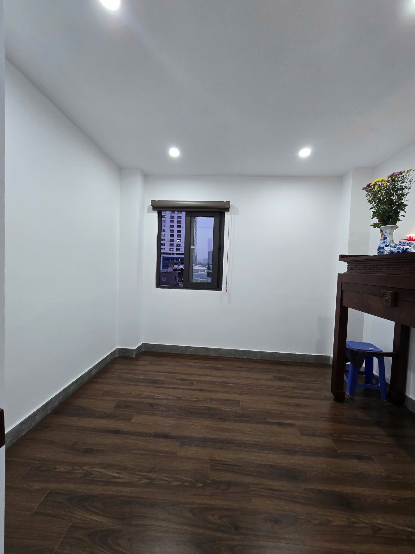 Bán nhà Hồng Mai - diện tích 43m2 6 tầng - Lô góc 2 mặt ngõ - giá 17,2 tỷ