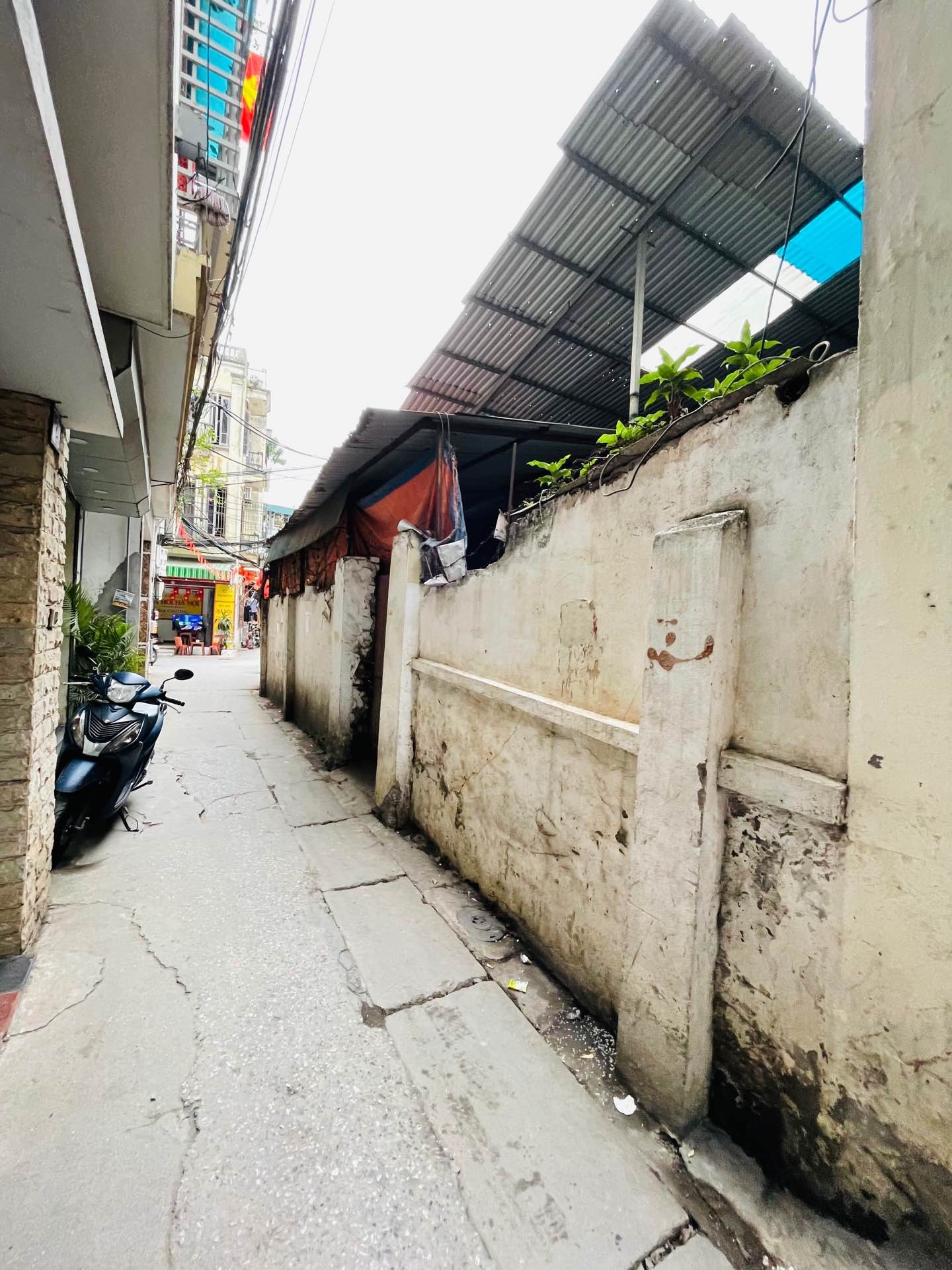 Bán nhà Hoàng Mai - diện tích 56m2 1 tầng - Mảnh đất vàng, ngõ thông - giá 13,9 tỷ
