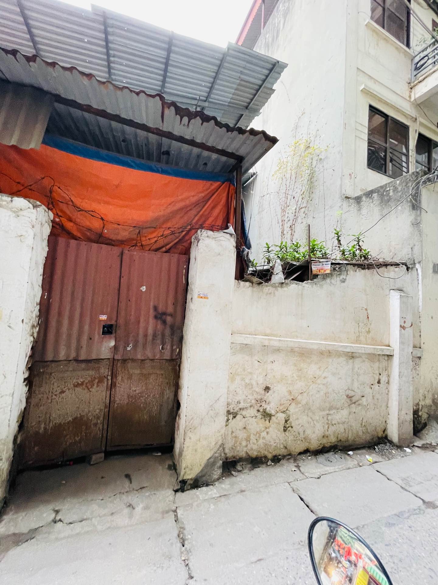 Bán nhà Hoàng Mai - diện tích 56m2 1 tầng - Mảnh đất vàng, ngõ thông - giá 13,9 tỷ