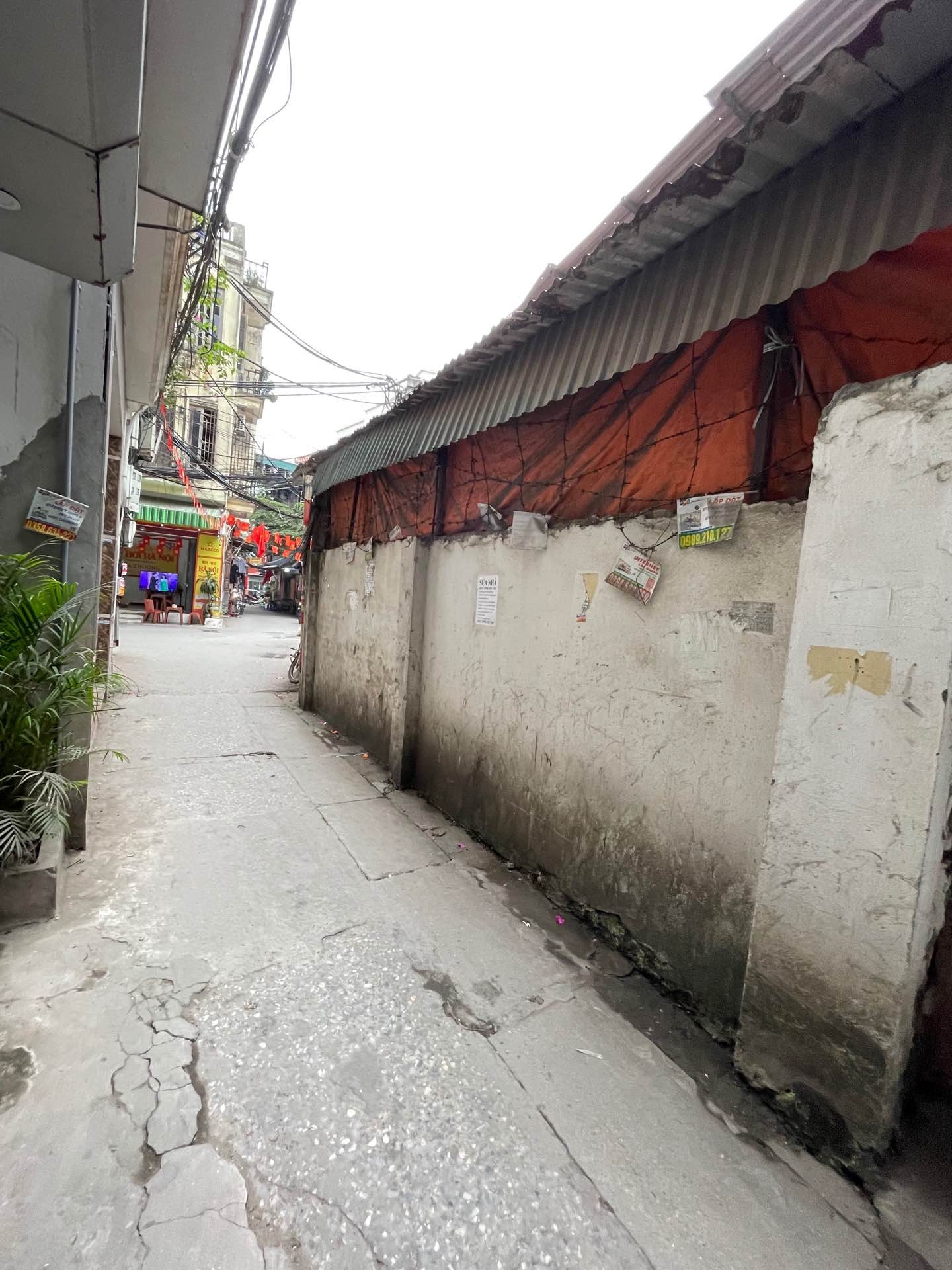 Bán nhà Hoàng Mai - diện tích 56m2 1 tầng - Mảnh đất vàng, ngõ thông - giá 13,9 tỷ