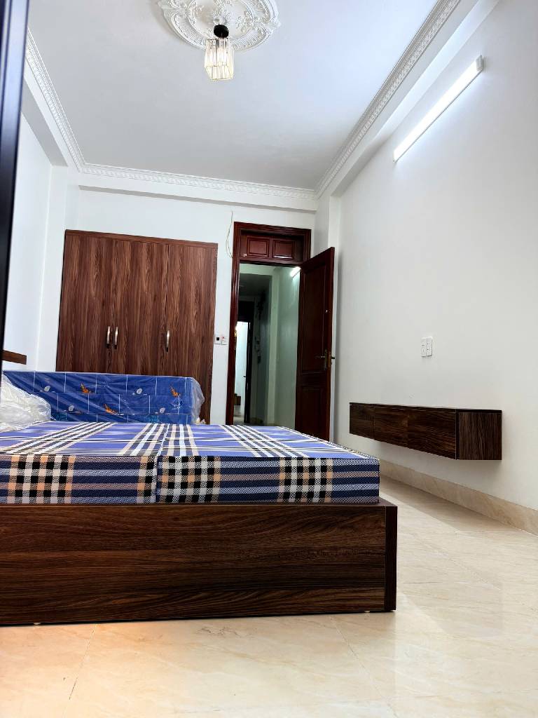 Bán nhà Kim Ngưu - diện tích 55.7m2 5 tầng - mặt phố kinh doanh sầm uất - giá 25 tỷ