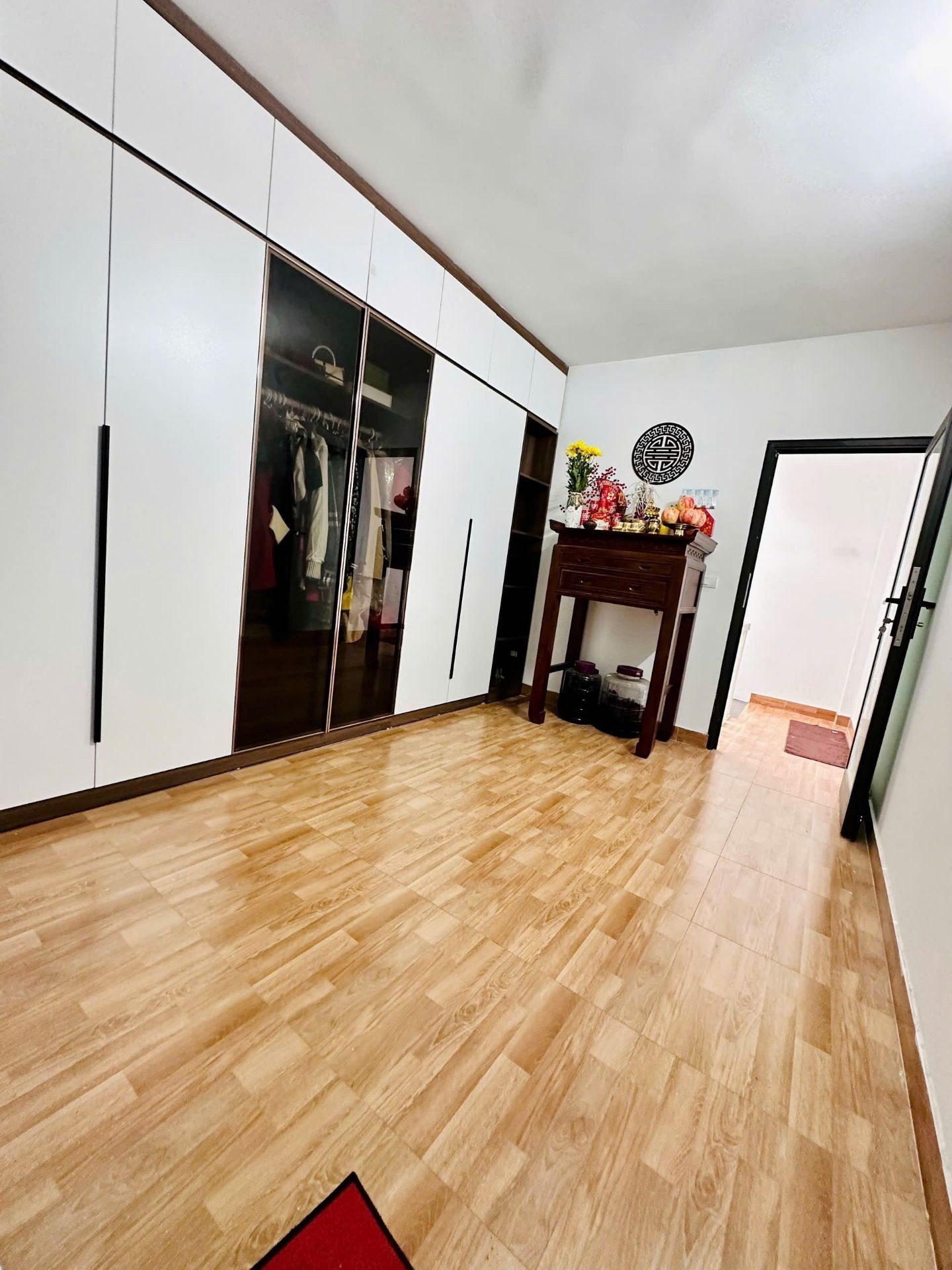 Bán nhà Hoàng Mai - diện tích 30m2 5 tầng - Nhà đẹp như mới - giá 8,3 tỷ