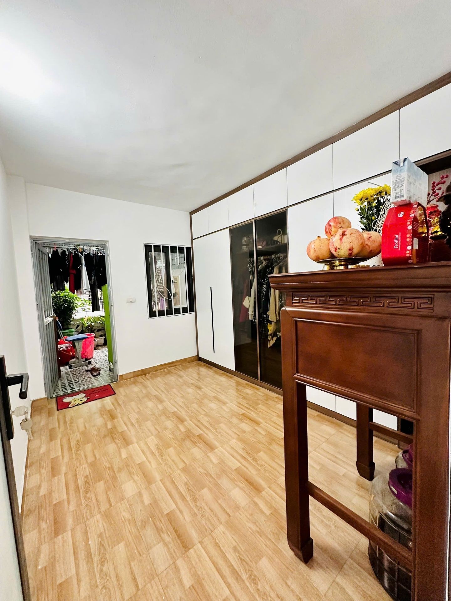 Bán nhà Hoàng Mai - diện tích 30m2 5 tầng - Nhà đẹp như mới - giá 8,3 tỷ