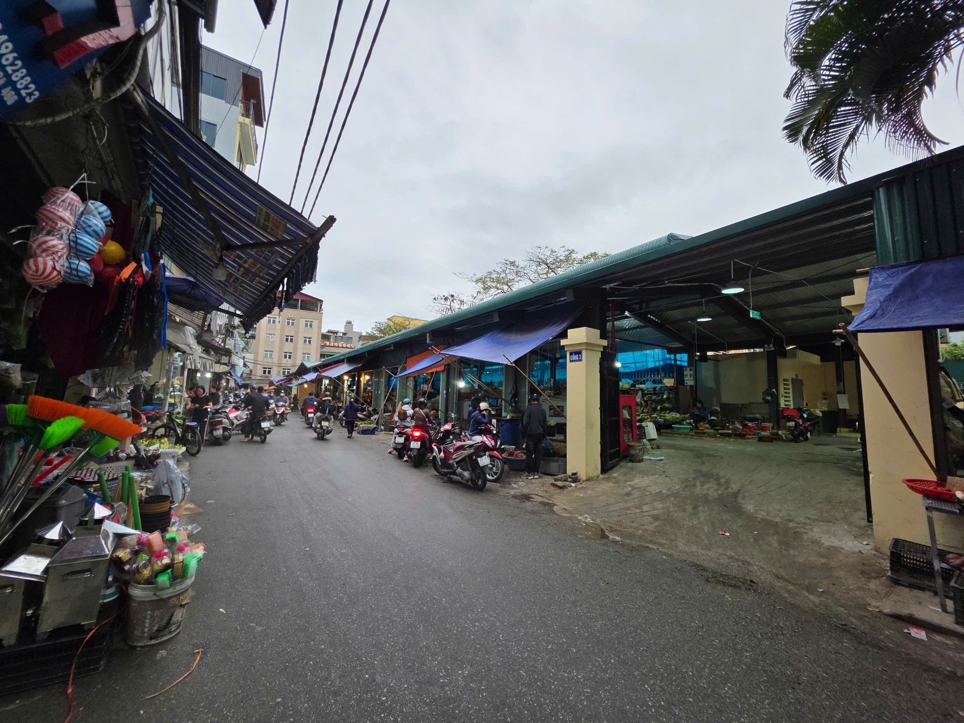Bán nhà Hoàng Mai - diện tích 30m2 5 tầng - Nhà đẹp như mới - giá 8,3 tỷ