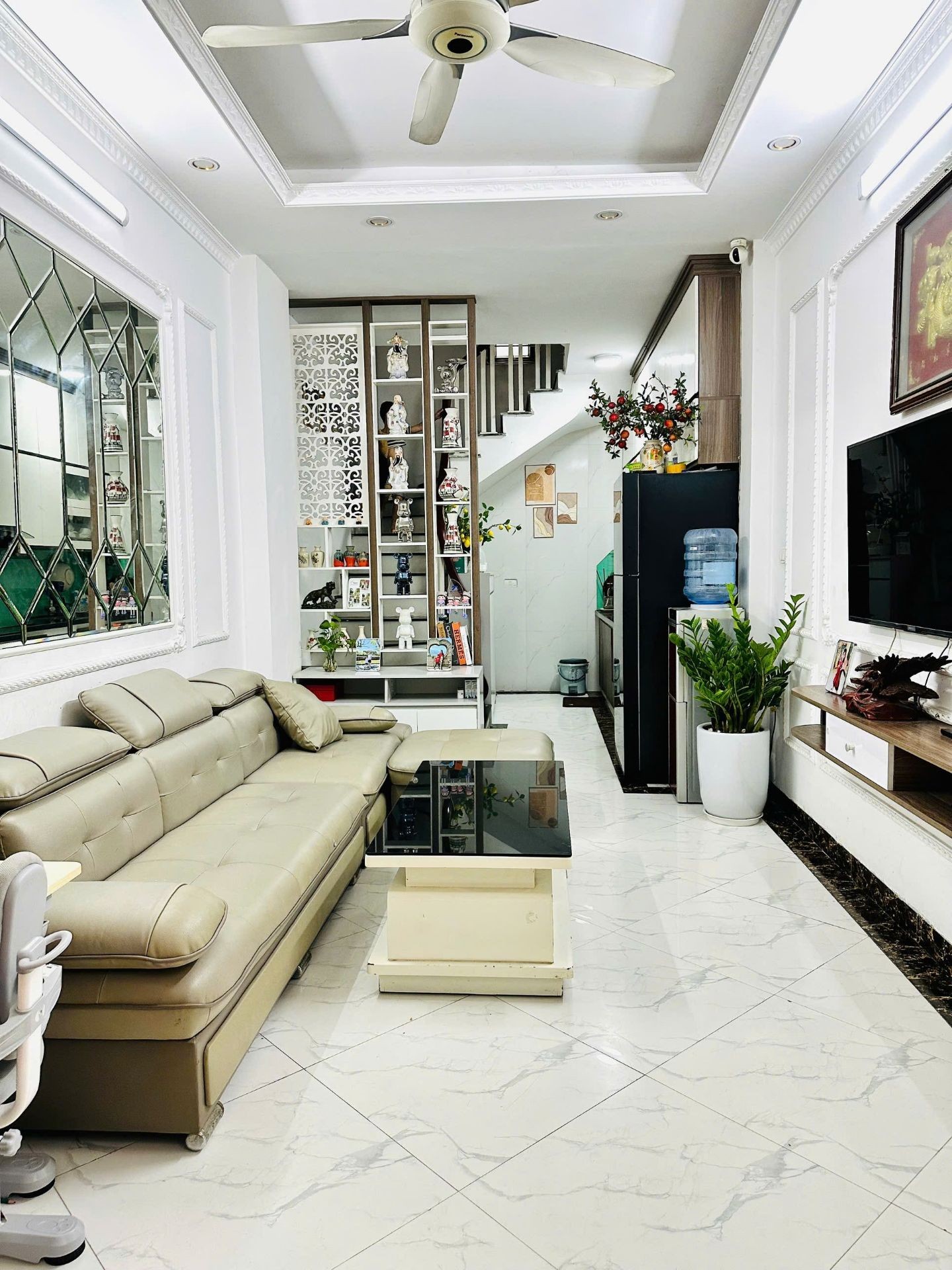 Bán nhà Hoàng Mai - diện tích 30m2 5 tầng - Nhà đẹp như mới - giá 8,3 tỷ