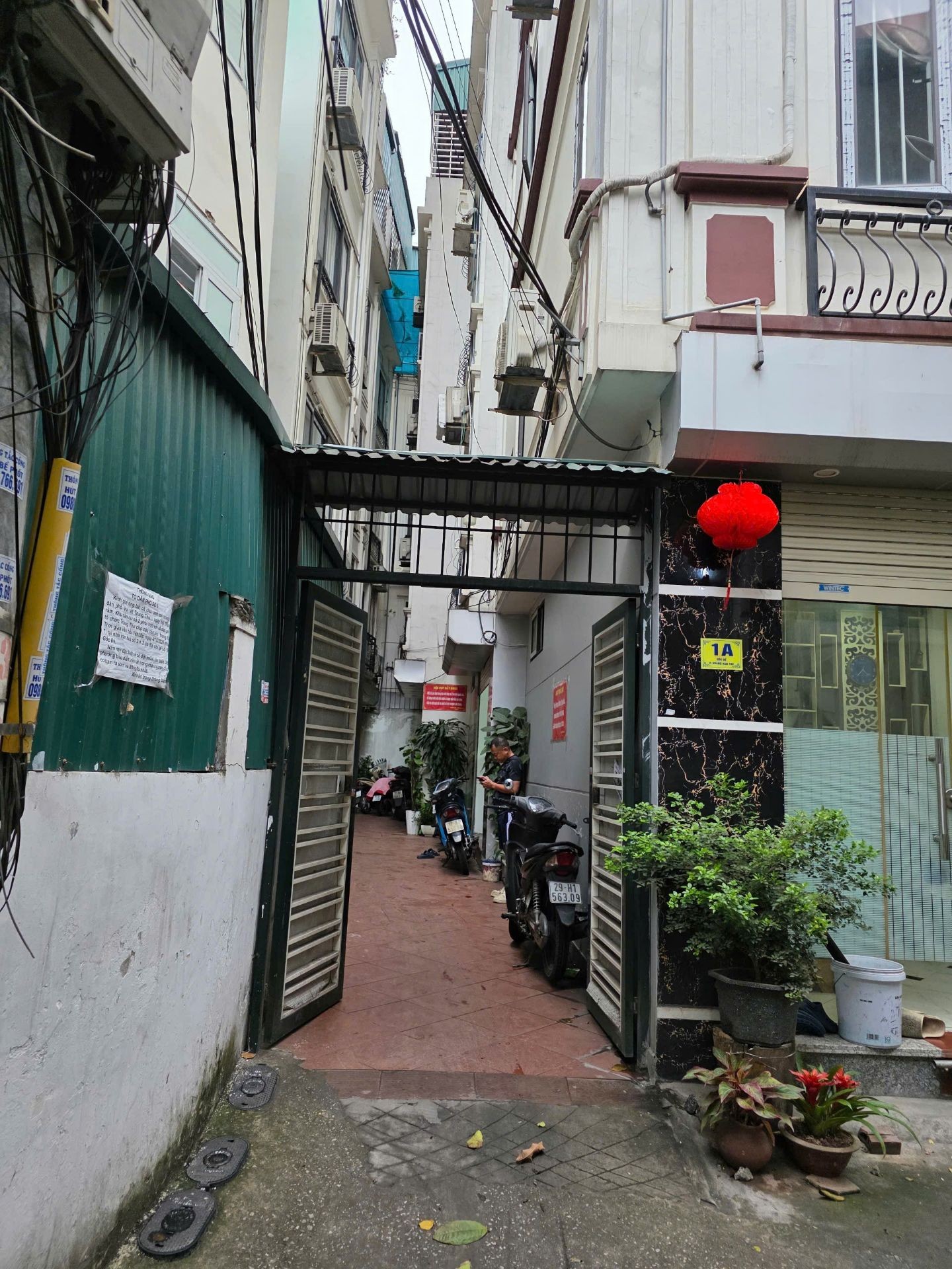 Bán nhà Hoàng Mai - diện tích 30m2 5 tầng - Nhà đẹp như mới - giá 8,3 tỷ