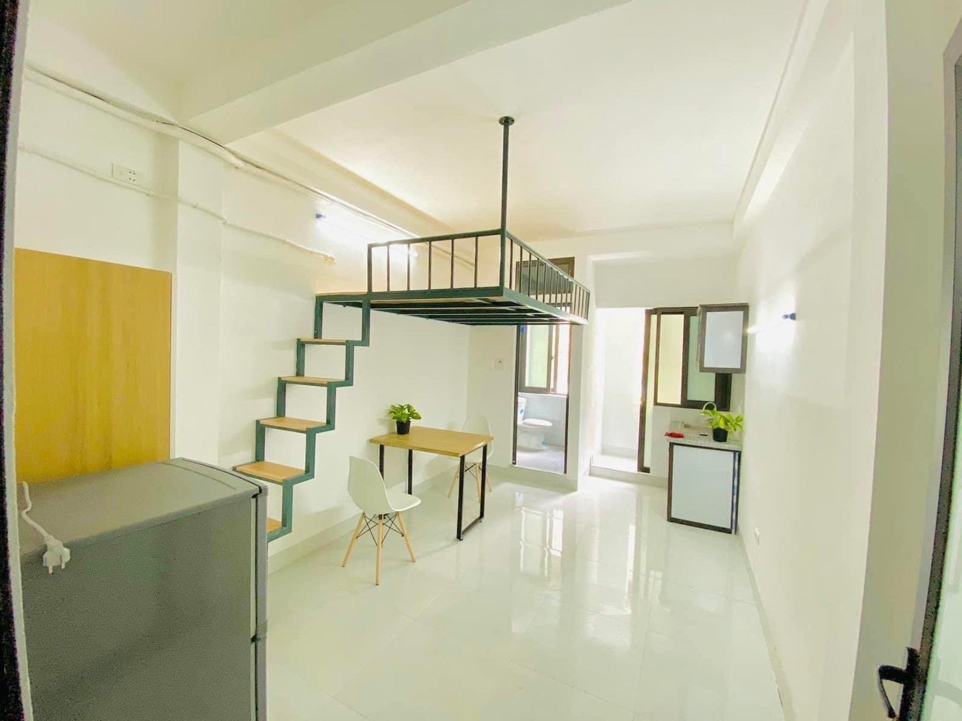 Bán nhà Định Công - diện tích 48m2 6 tầng - Gần phố - giá 11,8 tỷ