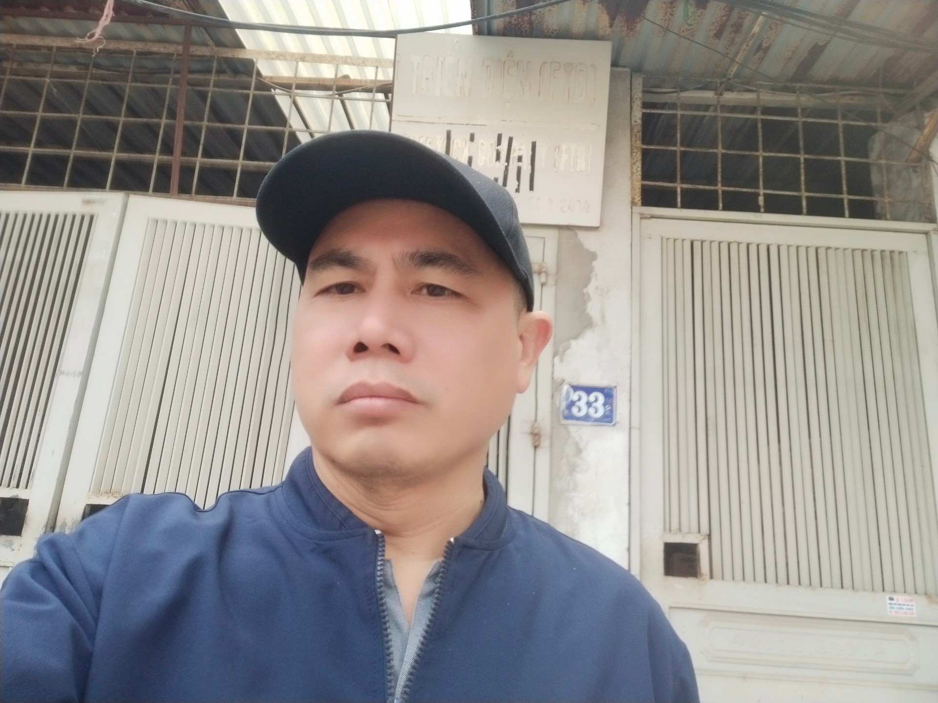 Bán nhà Kim Giang - diện tích 100m2 2 tầng - Ô tô vào nhà - giá 31 tỷ