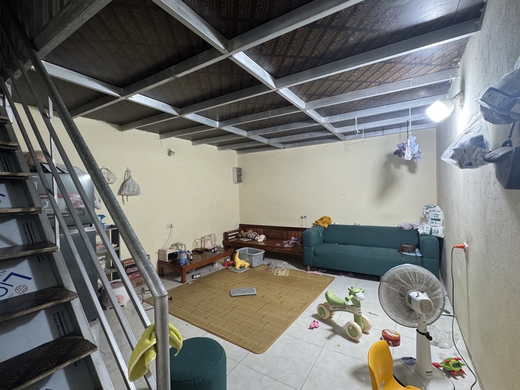 Bán nhà Lĩnh Nam - diện tích 59m2 2 tầng - Ngõ nông, thẳng - giá 5,35 tỷ