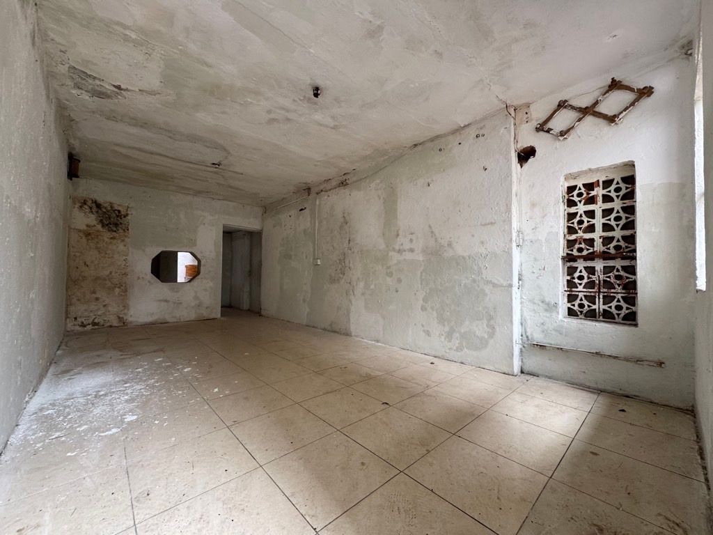 Bán nhà Tân Mai - diện tích 55m2 1 tầng - Ô tô ngủ trong nhà - giá 5,8 tỷ