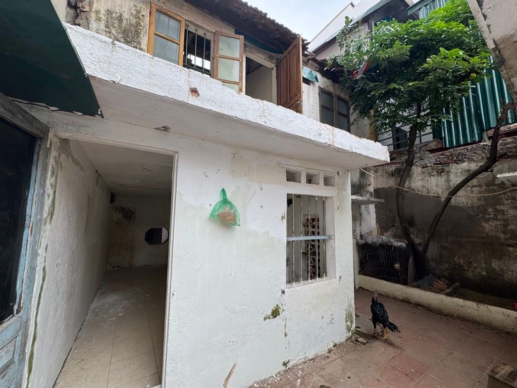 Bán nhà Tân Mai - diện tích 55m2 1 tầng - Ô tô ngủ trong nhà - giá 5,8 tỷ