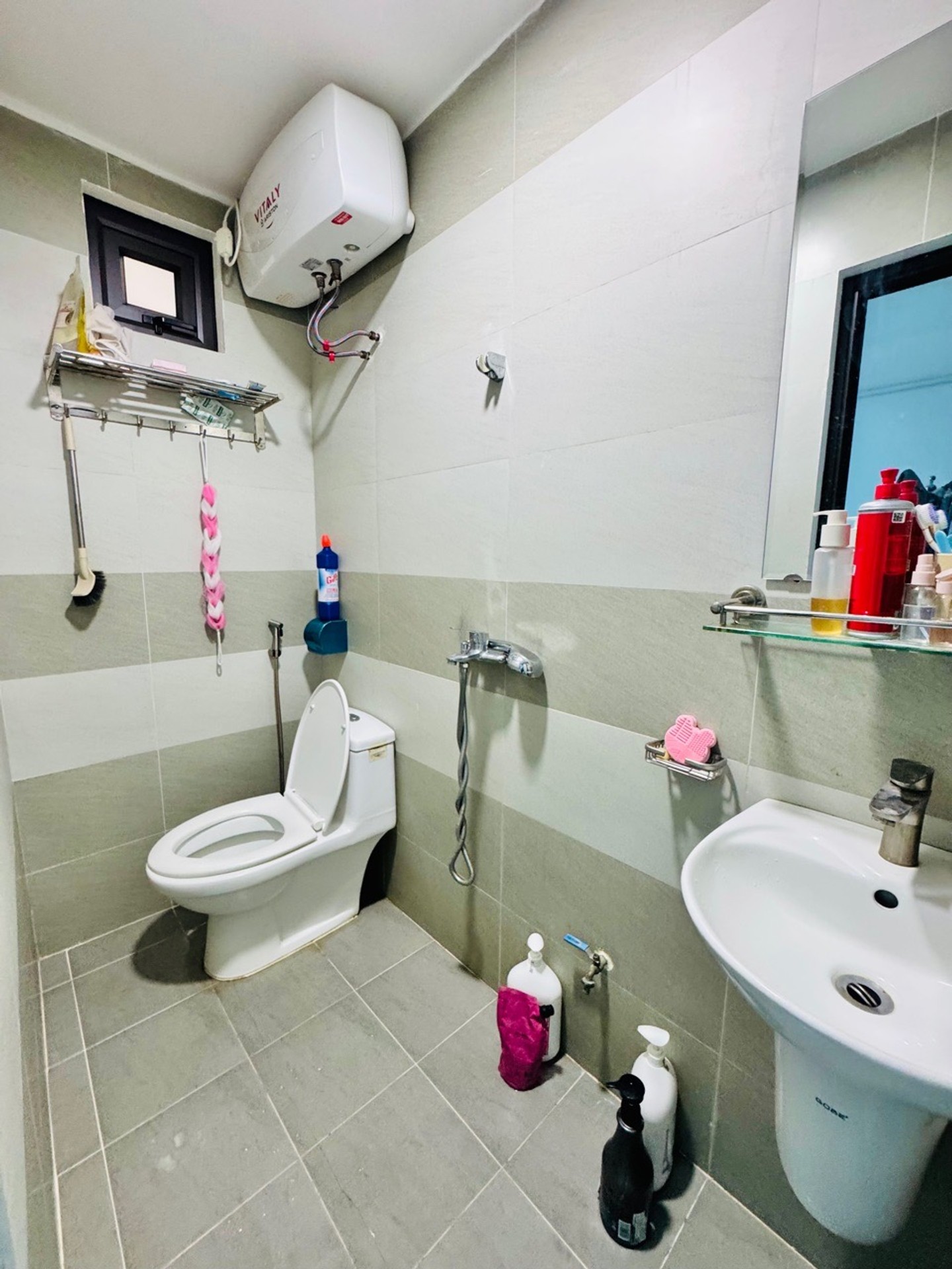 Bán nhà Nguyễn Đức Cảnh - diện tích 25m2 3 tầng - Nhà riêng kiên cố, gần hồ Đền Lừ - giá 2,98 tỷ