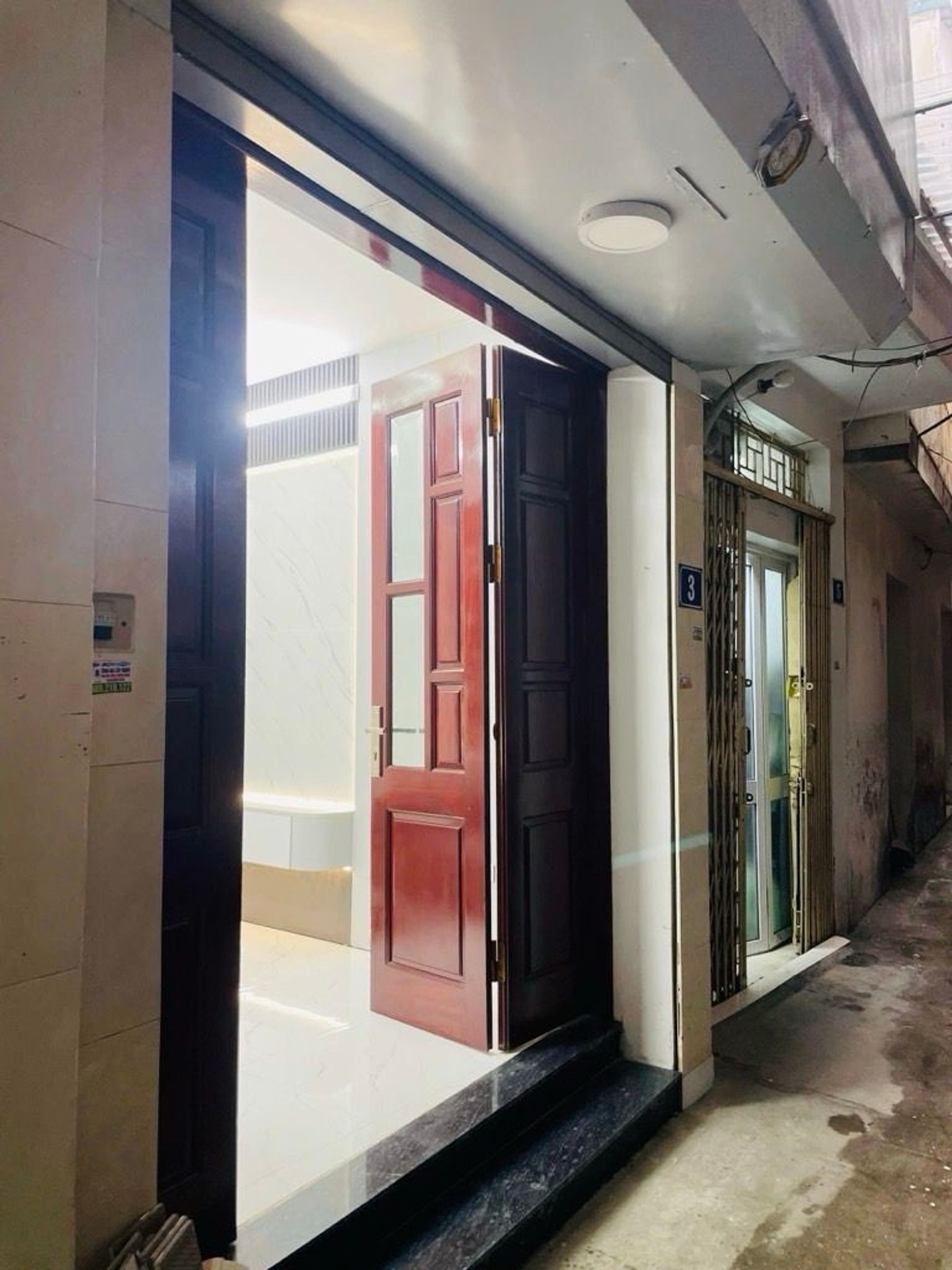 Bán nhà Trương Định - diện tích 20m2 5 tầng - Sổ đỏ vuông đét sẵn sàng giao dịch - giá 6,3 tỷ