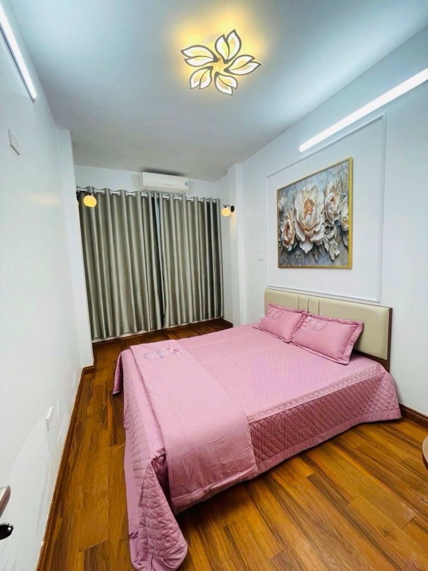 Bán nhà Trương Định - diện tích 20m2 5 tầng - Sổ đỏ vuông đét sẵn sàng giao dịch - giá 6,3 tỷ