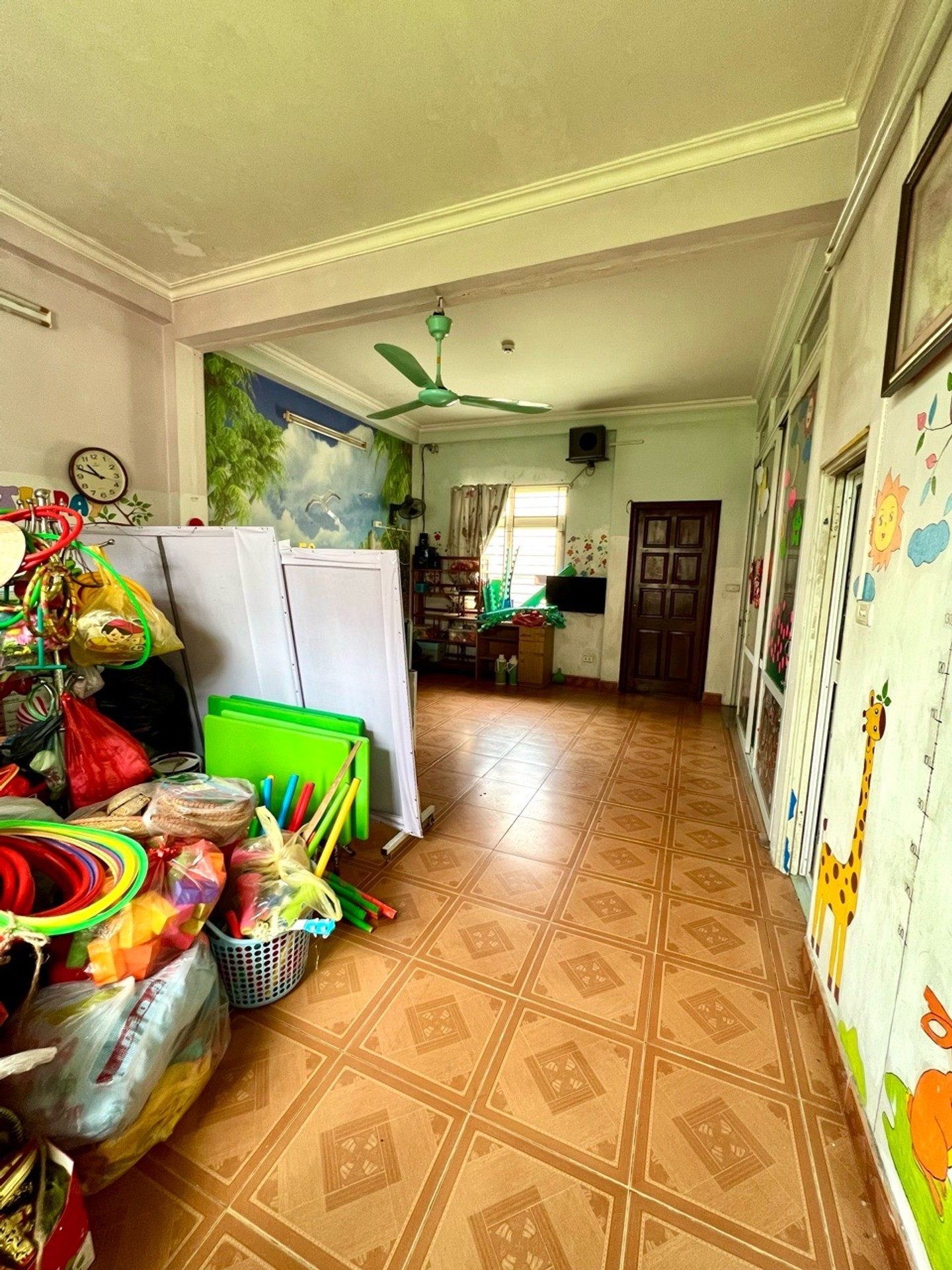 Bán nhà Định Công - diện tích 81m2 4 tầng - Mặt phố 2 mặt thoáng - giá 32 tỷ