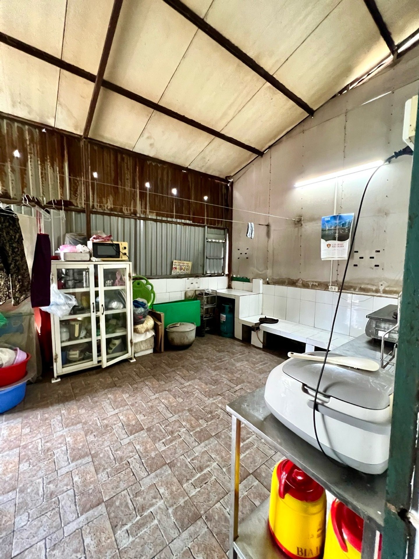 Bán nhà Định Công - diện tích 81m2 4 tầng - Mặt phố 2 mặt thoáng - giá 32 tỷ