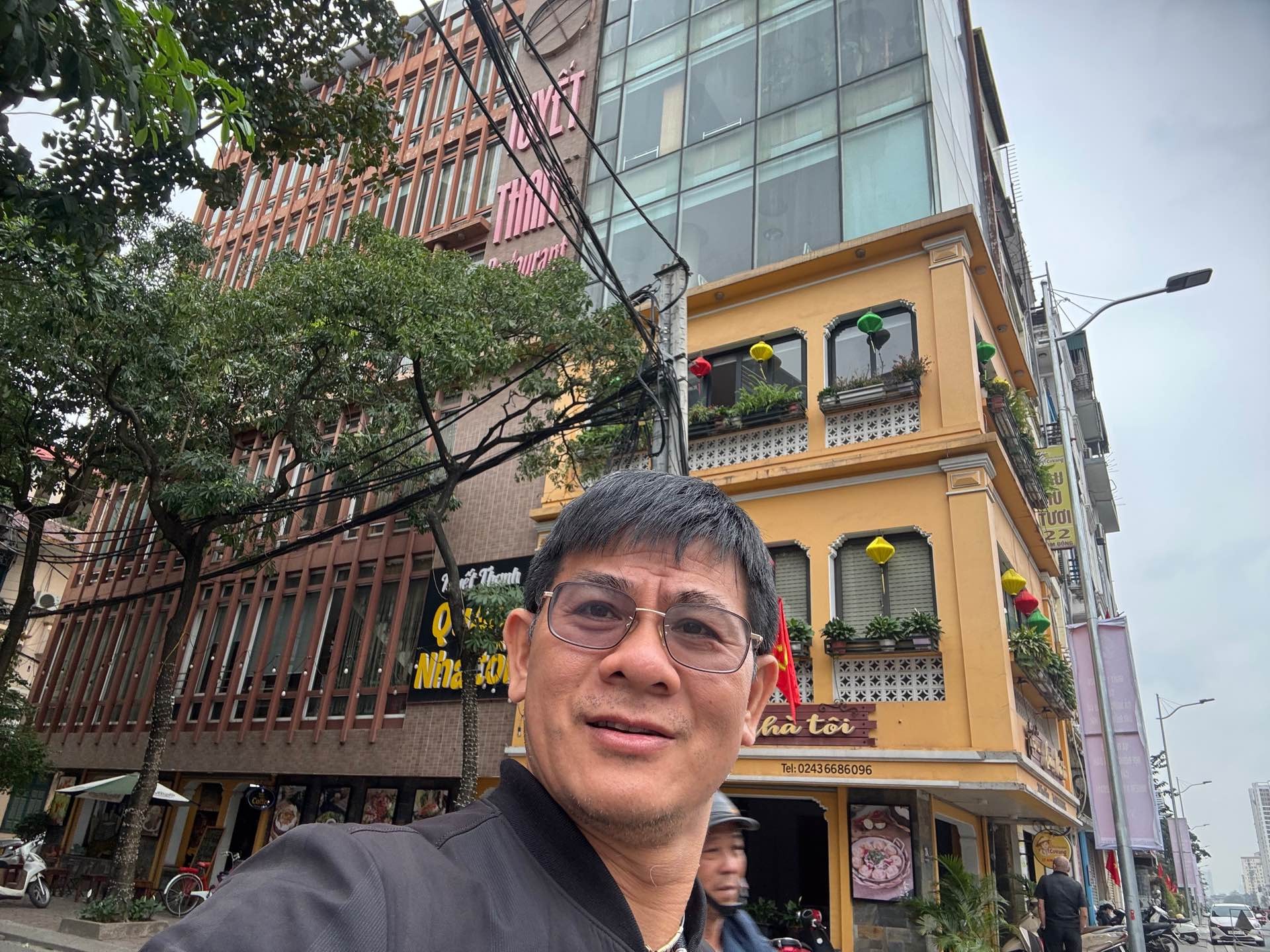 Bán nhà Kim Đồng - diện tích 104m2 7 tầng - Lô góc 3 mặt thoáng - giá 80 tỷ