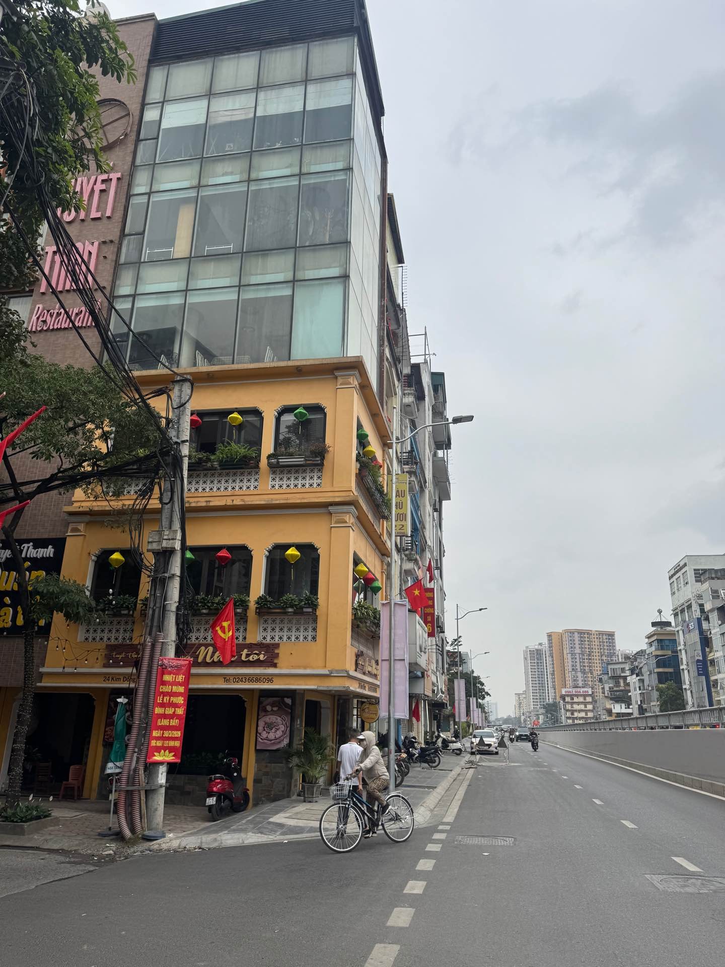 Bán nhà Kim Đồng - diện tích 104m2 7 tầng - Lô góc 3 mặt thoáng - giá 80 tỷ