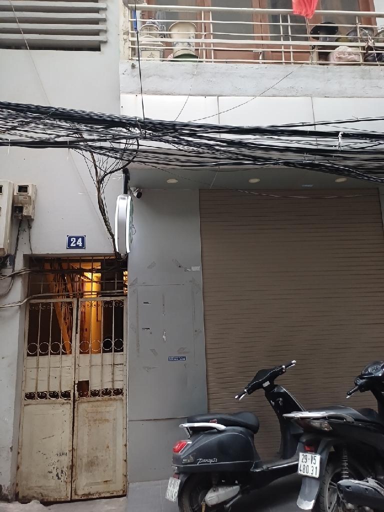 Bán nhà Hồ Giám - diện tích 240.6m2 4 tầng - Mặt Phố Đống Đa - giá 48,5 tỷ