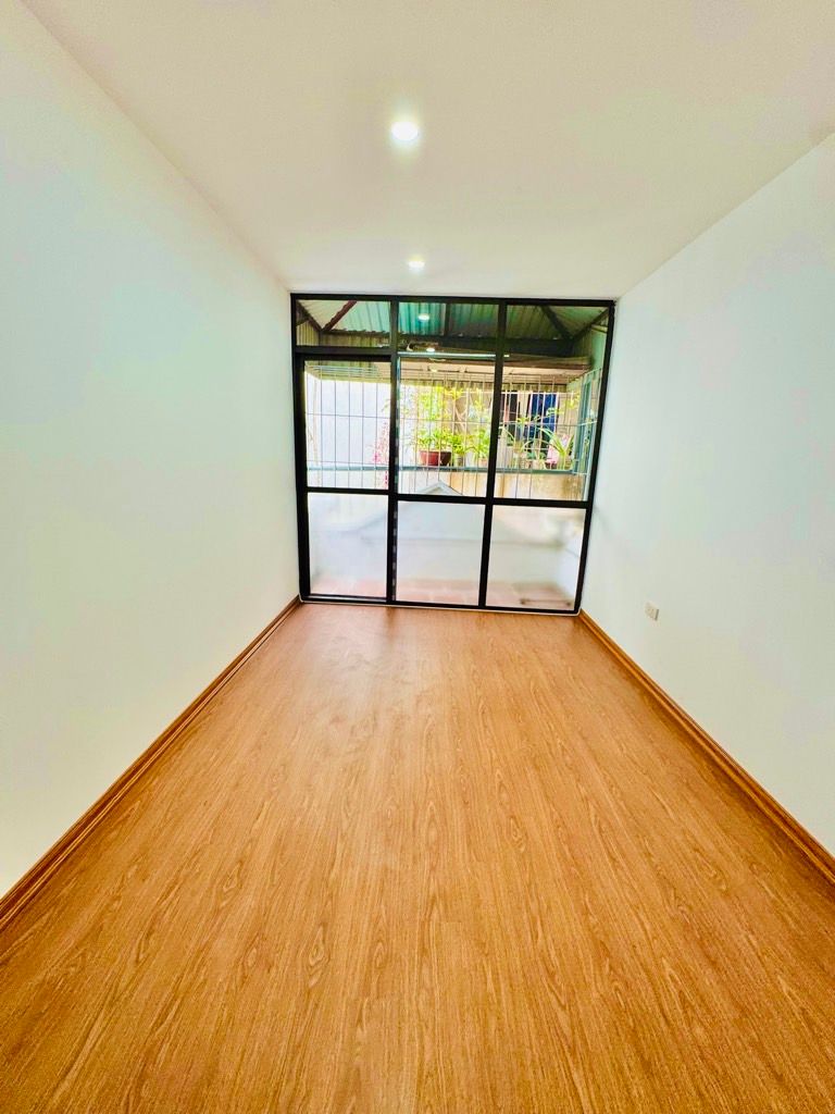Bán nhà Định Công Thượng - diện tích 25m2 4 tầng - Nhà riêng đẹp, chủ tặng full nội thất lung linh - giá 3,8 tỷ