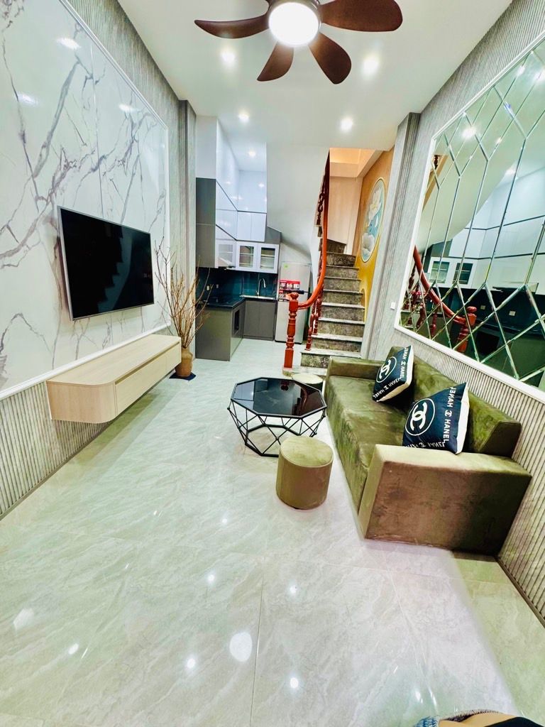 Bán nhà Định Công Thượng - diện tích 25m2 4 tầng - Nhà riêng đẹp, chủ tặng full nội thất lung linh - giá 3,8 tỷ