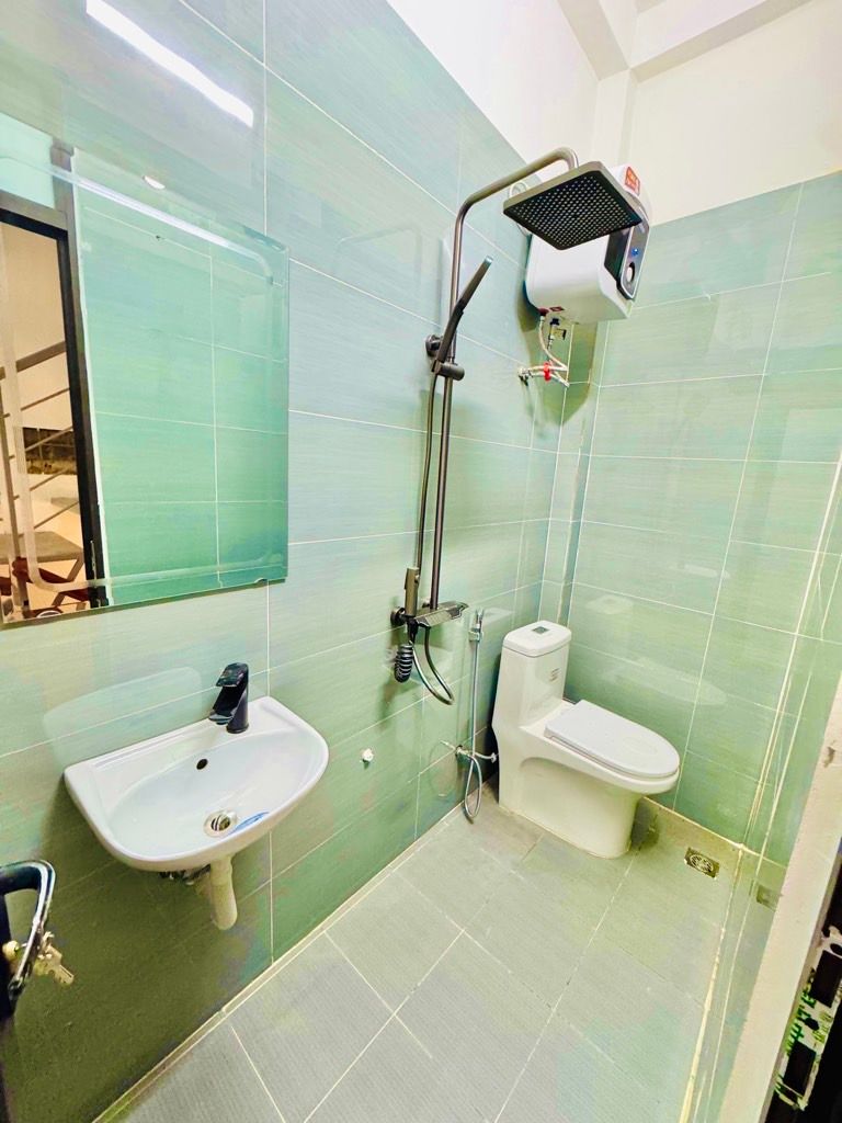 Bán nhà Định Công Thượng - diện tích 25m2 4 tầng - Nhà riêng đẹp, chủ tặng full nội thất lung linh - giá 3,8 tỷ