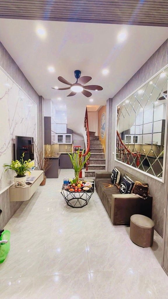 Bán nhà Định Công Thượng - diện tích 25m2 4 tầng - Nhà riêng đẹp, chủ tặng full nội thất lung linh - giá 3,8 tỷ