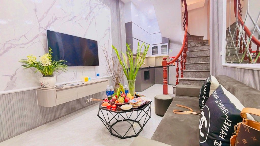 Bán nhà Định Công Thượng - diện tích 25m2 4 tầng - Nhà riêng đẹp, chủ tặng full nội thất lung linh - giá 3,8 tỷ