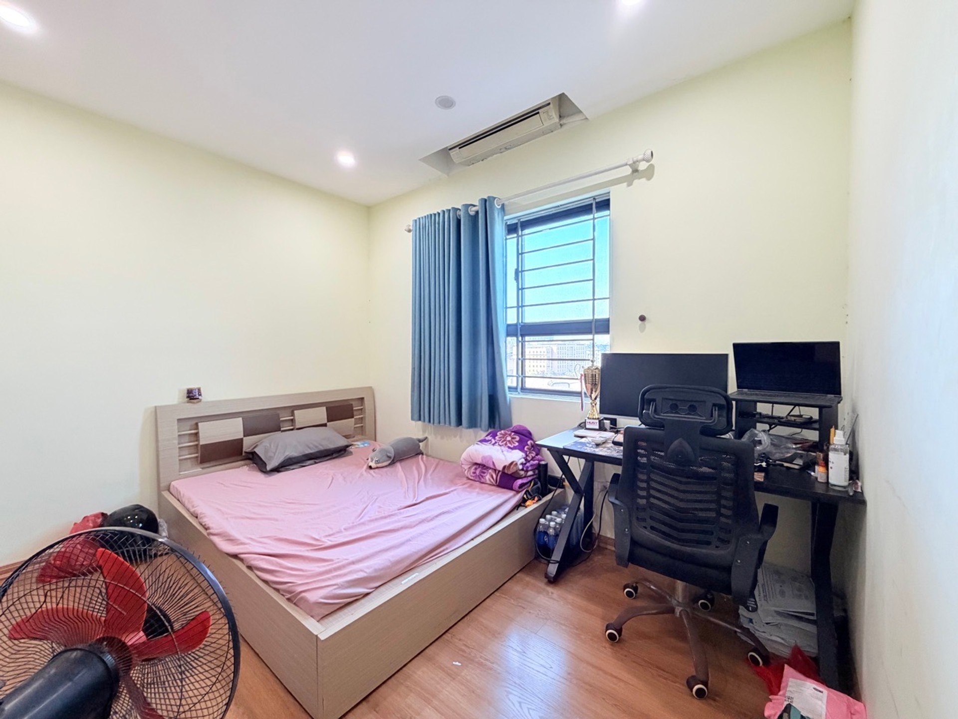 Bán nhà Nghiêm Xuân Yên - diện tích 73m2 1 tầng - Lô góc - giá 4,5 tỷ