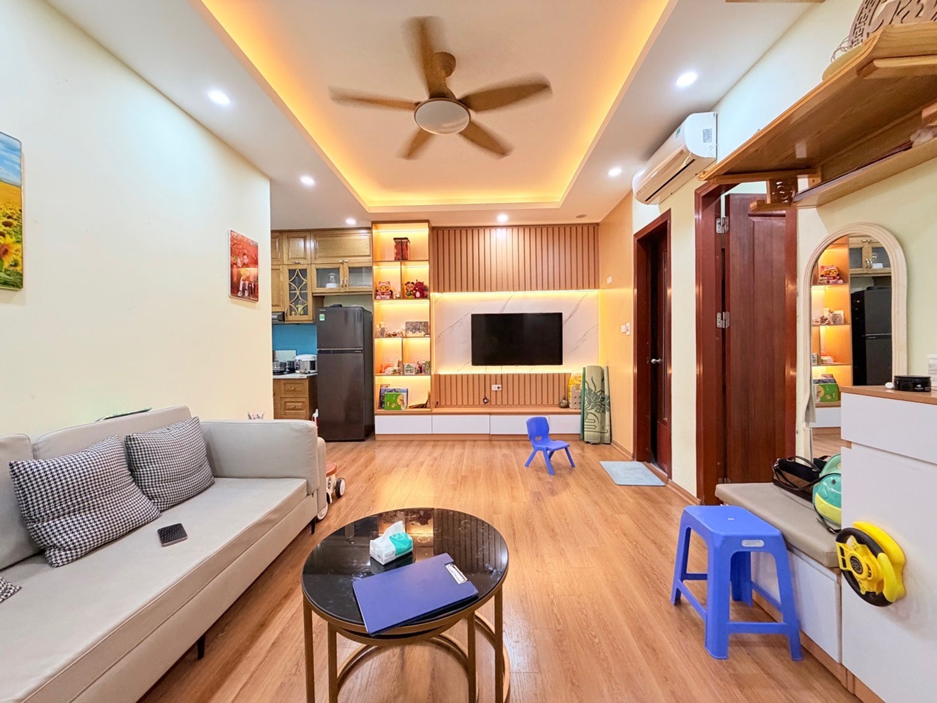 Bán nhà Nghiêm Xuân Yên - diện tích 73m2 1 tầng - Lô góc - giá 4,5 tỷ