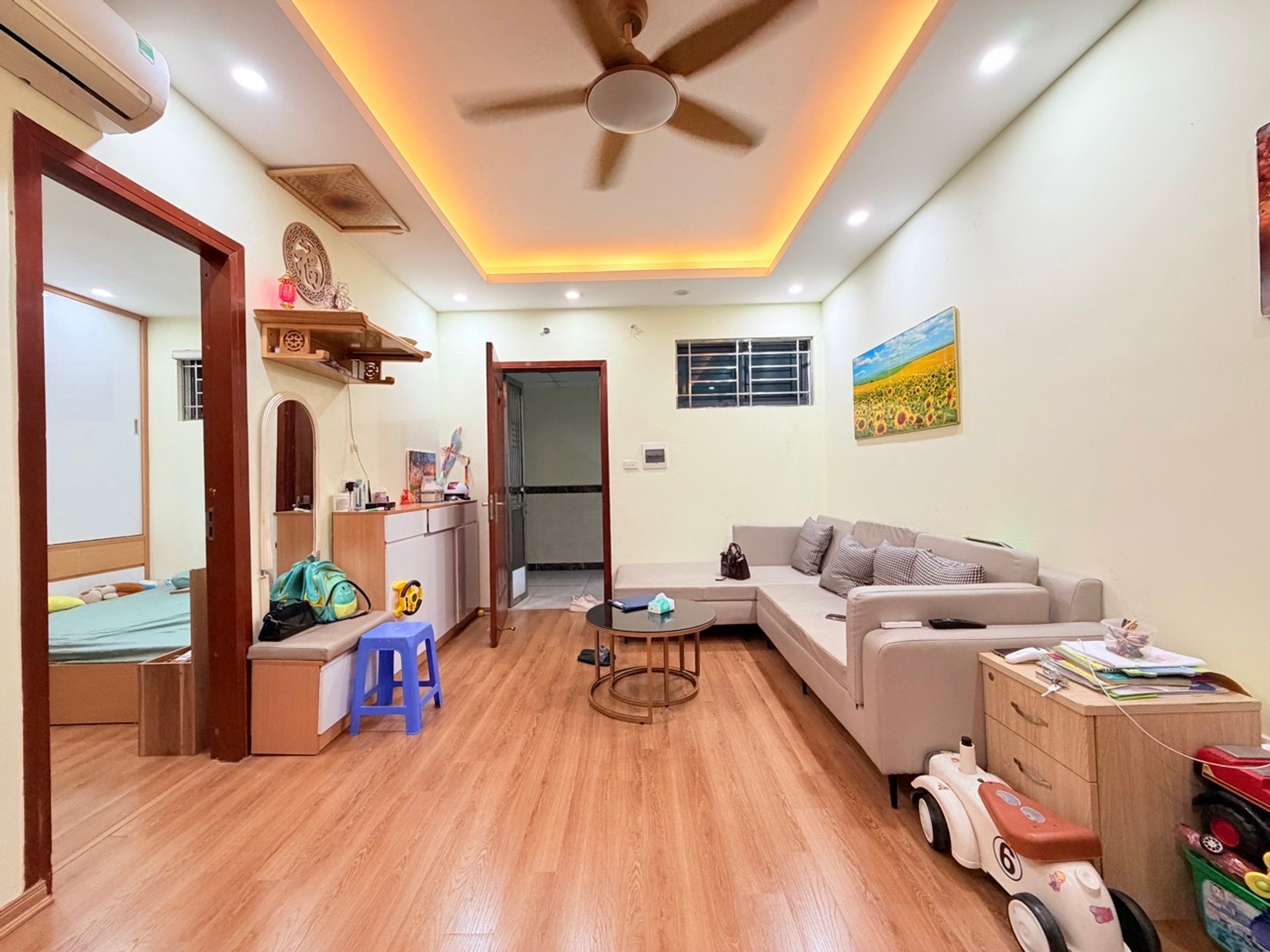Bán nhà Nghiêm Xuân Yên - diện tích 73m2 1 tầng - Lô góc - giá 4,5 tỷ