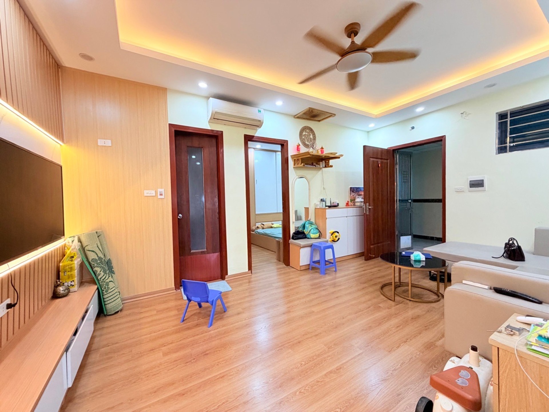 Bán nhà Nghiêm Xuân Yên - diện tích 73m2 1 tầng - Lô góc - giá 4,5 tỷ