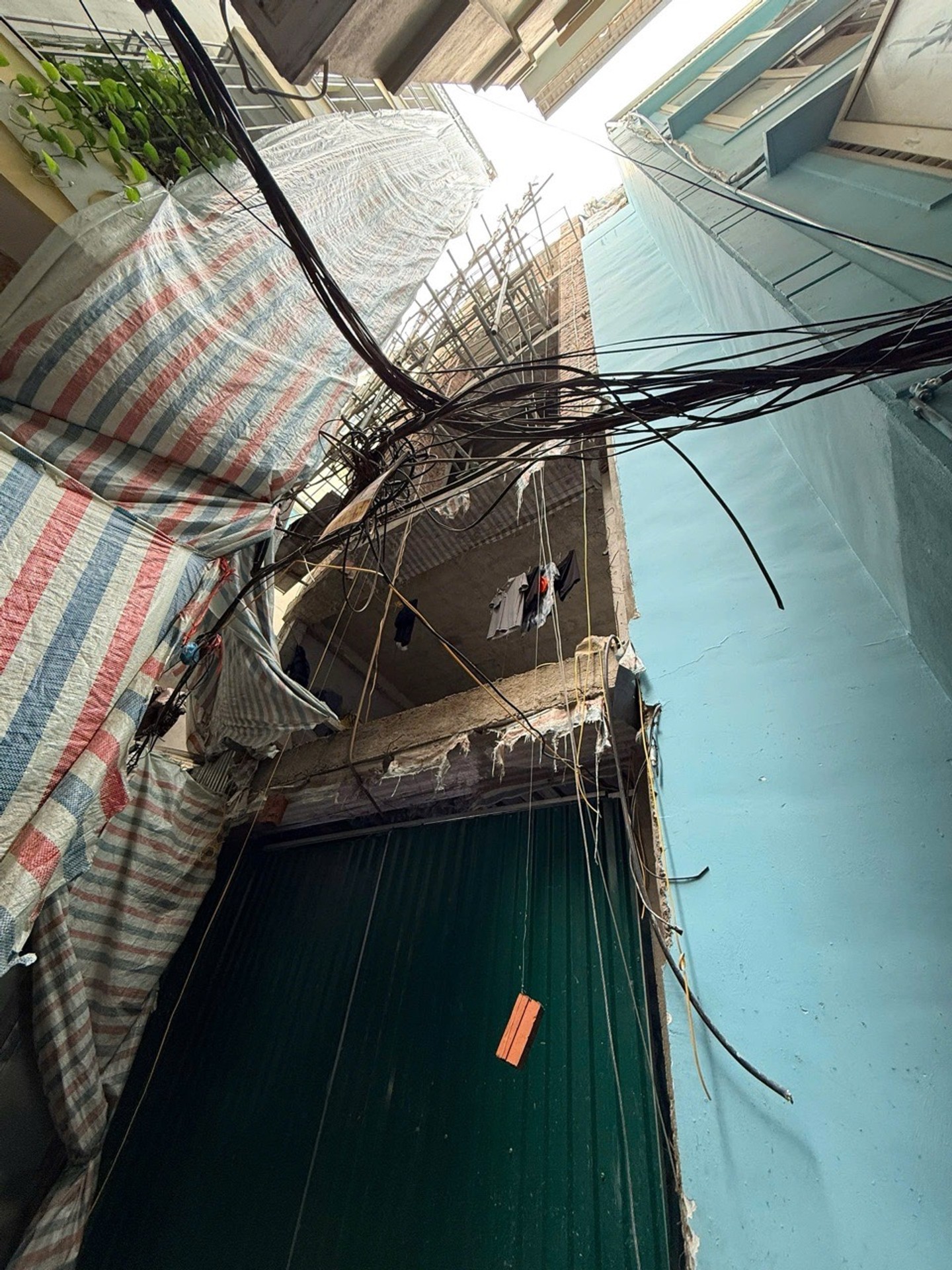 Bán nhà Trương Định - diện tích 32m2 6 tầng - Lô góc, thang máy - giá 11,3 tỷ