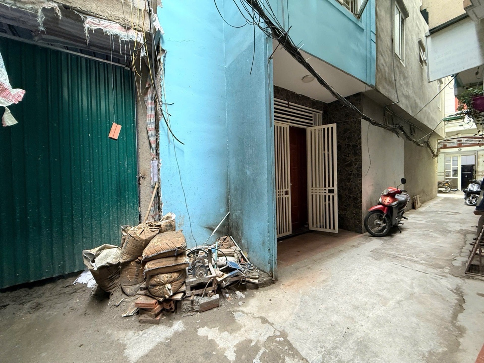 Bán nhà Trương Định - diện tích 32m2 6 tầng - Lô góc, thang máy - giá 11,3 tỷ