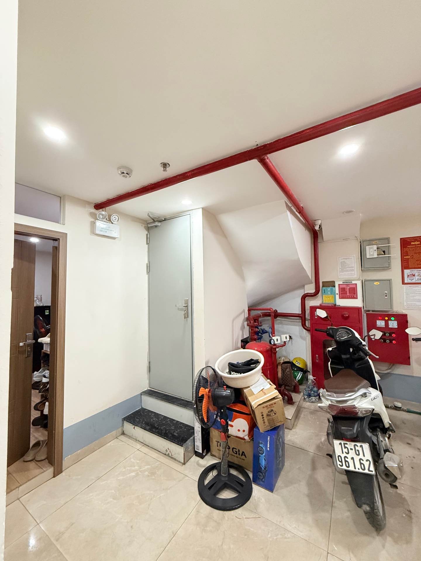 Bán nhà Hoàng Mai - diện tích 67m2 7 tầng - Nhà mới, vận hành sẵn - giá 21,4 tỷ