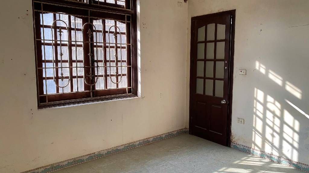 Bán nhà Trương Định - diện tích 50m2 4 tầng - Lô góc 2 mặt tiền - giá 19,5 tỷ