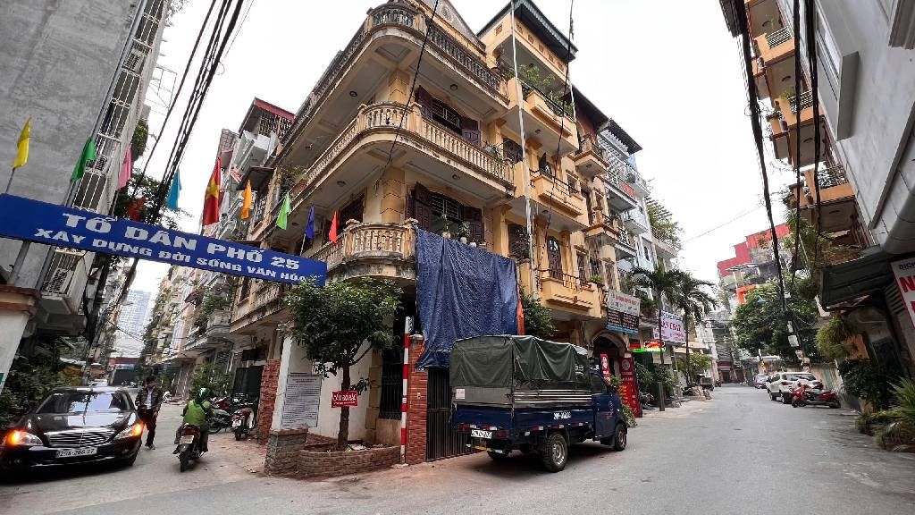 Bán nhà Trương Định - diện tích 50m2 4 tầng - Lô góc 2 mặt tiền - giá 19,5 tỷ